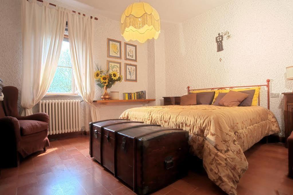 Villa Uccellaia By Posarellivillas Agello Εξωτερικό φωτογραφία
