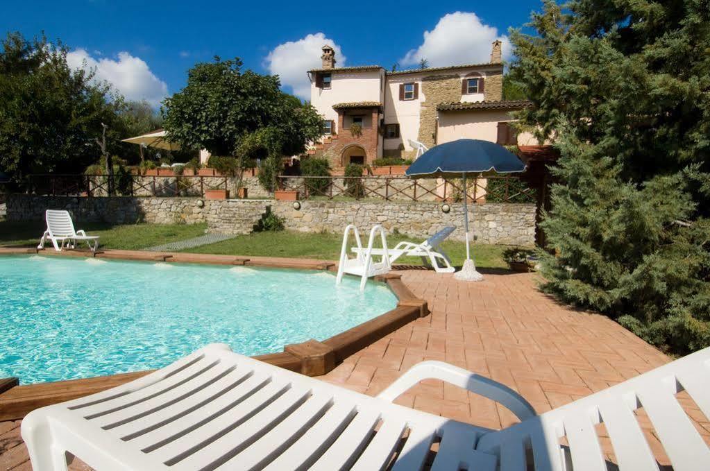 Villa Uccellaia By Posarellivillas Agello Εξωτερικό φωτογραφία