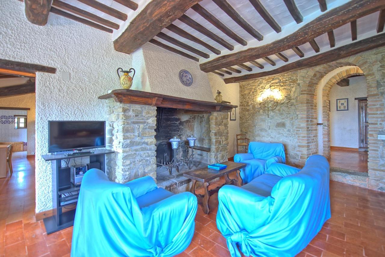 Villa Uccellaia By Posarellivillas Agello Εξωτερικό φωτογραφία